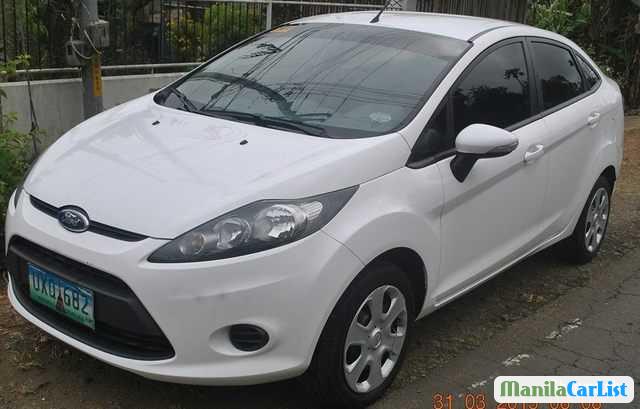 Picture of Ford Fiesta Automatic 2013