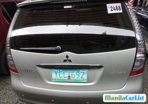 Mitsubishi Grandis Semi-Automatic 2007 - image 7
