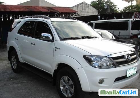 Pictures of Toyota Fortuner Automatic 2008
