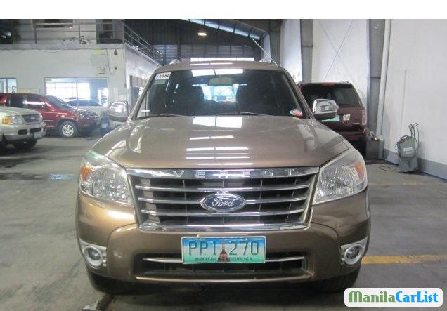 Pictures of Ford Everest 2011