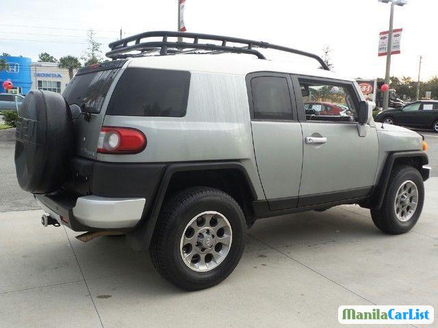 Picture of Toyota FJ Cruiser Automatic 2012