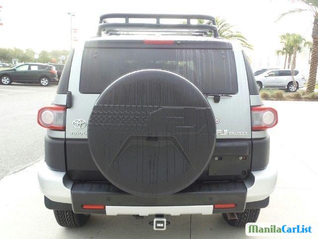Toyota FJ Cruiser Automatic 2012