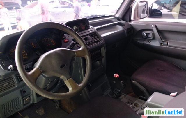 Mitsubishi Pajero Manual 2003