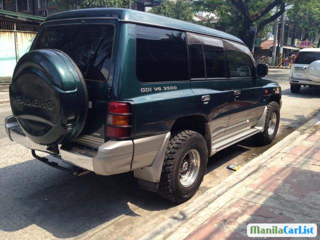 Mitsubishi Pajero 2003