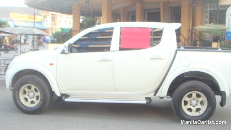 Mitsubishi Strada Glx 2.5 Manual 2009 in Davao del Sur