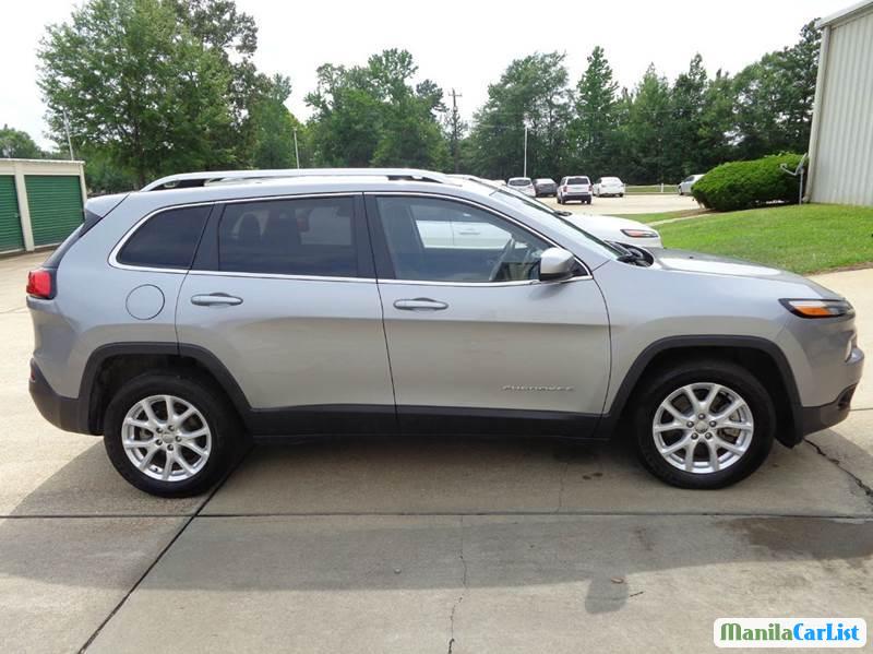 Pictures of Jeep Cherokee Automatic 2014