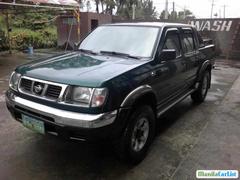 Pictures of Nissan Frontier 2000