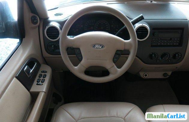 Ford Expedition 2013 in Metro Manila