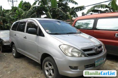 Picture of Toyota Innova Manual 2005