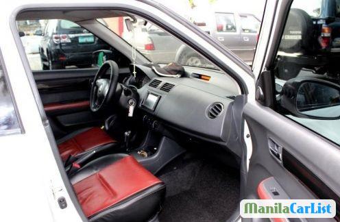 Suzuki Swift Automatic 2011 - image 4