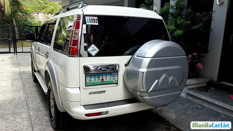 Ford Everest Manual 2009 - image 5