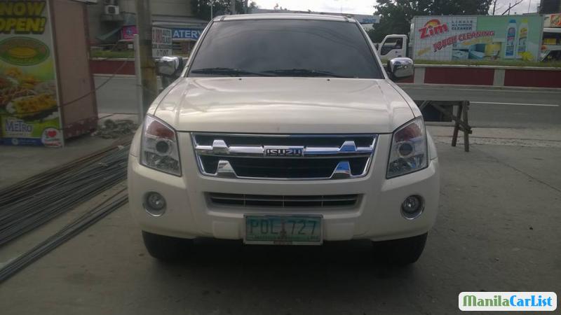 Isuzu D-Max Automatic 2011