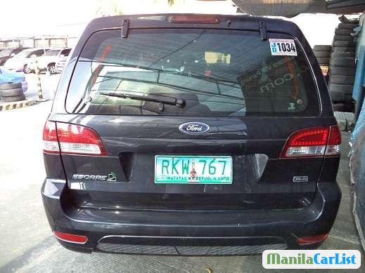 Pictures of Ford Escape Automatic 2011