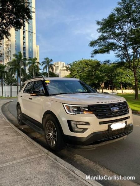 Pictures of Ford Explorer Automatic 2017