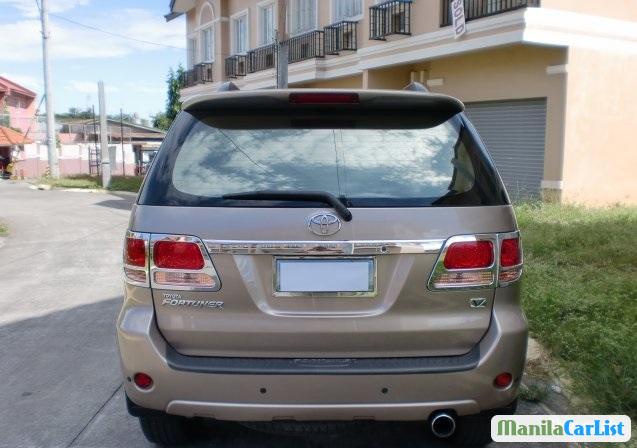 Toyota Fortuner 2007 - image 4