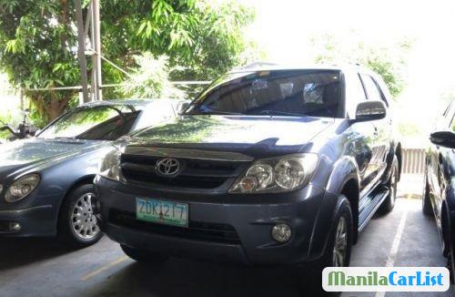 Pictures of Toyota Fortuner Automatic 2006