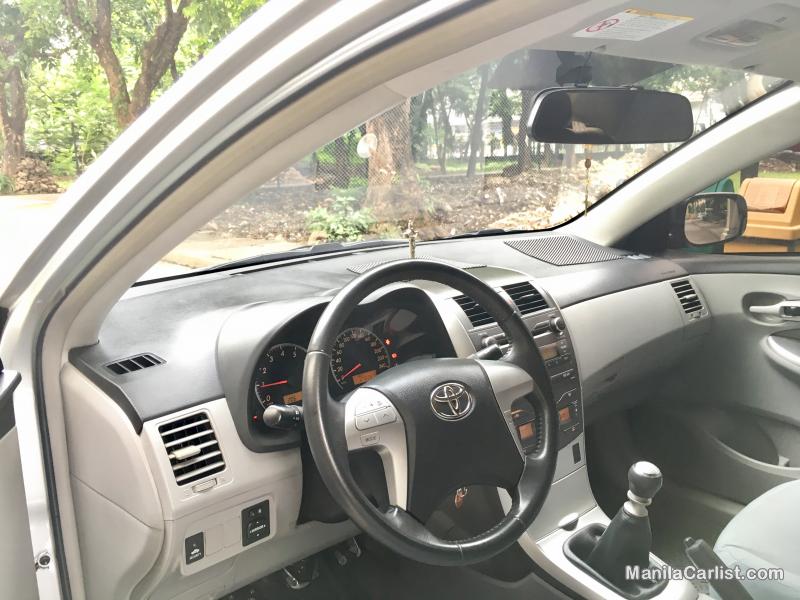 Toyota Corolla Manual 2013 in Metro Manila