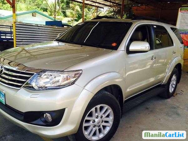 Toyota Fortuner Automatic 2012 - image 1