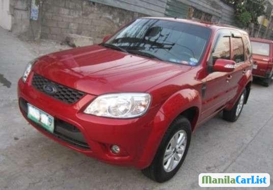 Pictures of Ford Escape Automatic 2010
