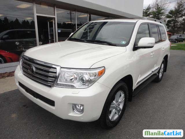 Picture of Toyota Land Cruiser Automatic 2013