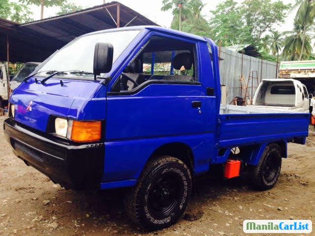 Mitsubishi Delica Manual 2003 - image 2