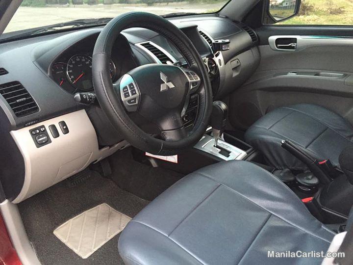 Mitsubishi Montero Sport Automatic 2012 - image 3
