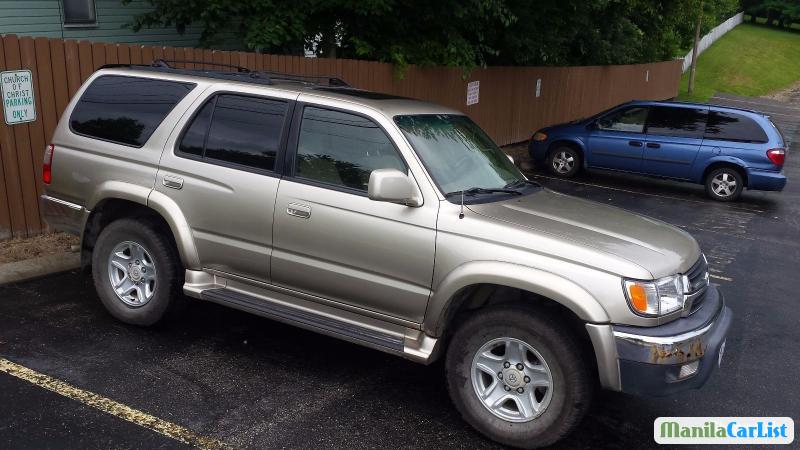 Pictures of Toyota 4Runner Automatic 2001