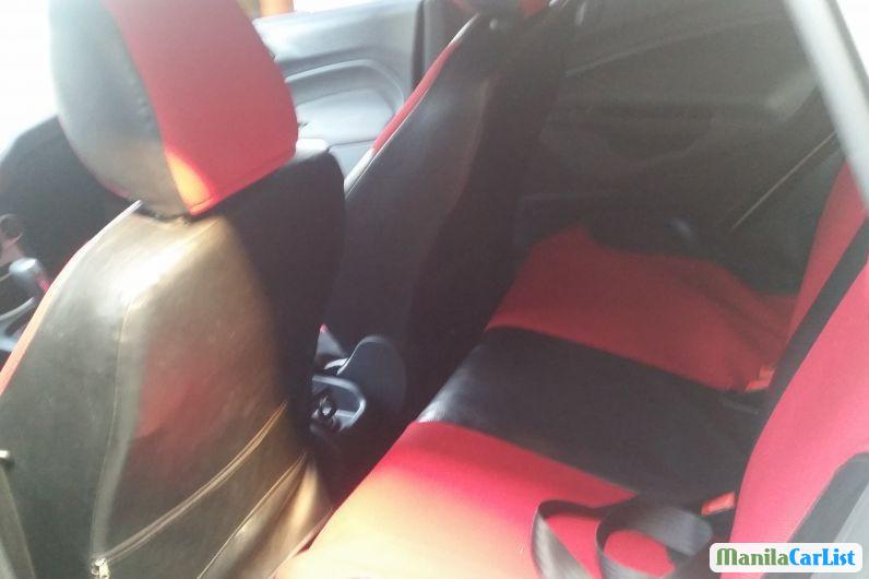 Ford Fiesta Automatic 2011 - image 4