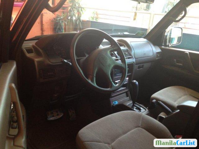 Mitsubishi Pajero 2003