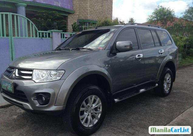 Mitsubishi Montero Sport 2013 - image 3