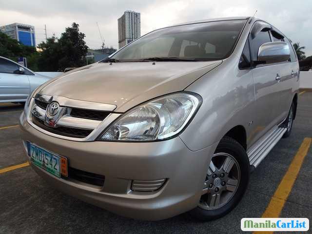 Pictures of Toyota Innova Automatic 2008