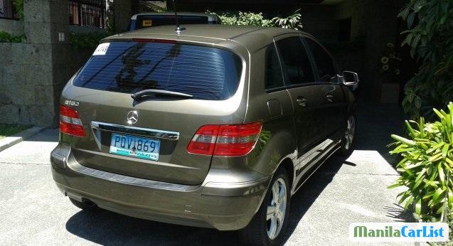 Mercedes Benz B-Class 2011