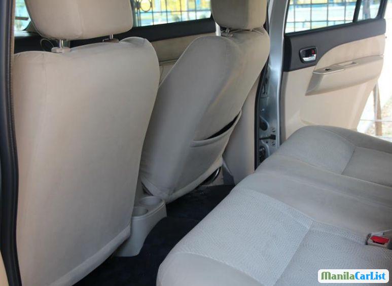 Ford Everest 2010 - image 4