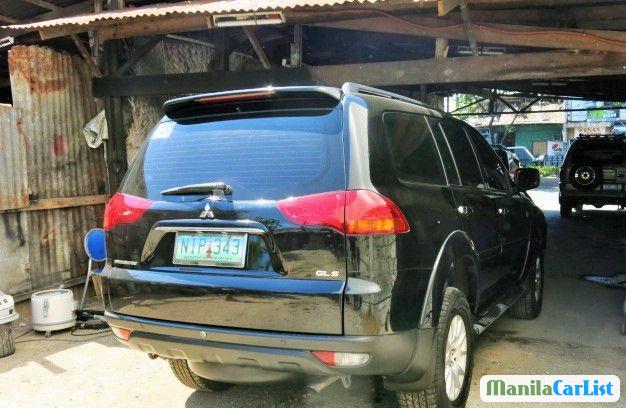 Mitsubishi Montero Sport 2010