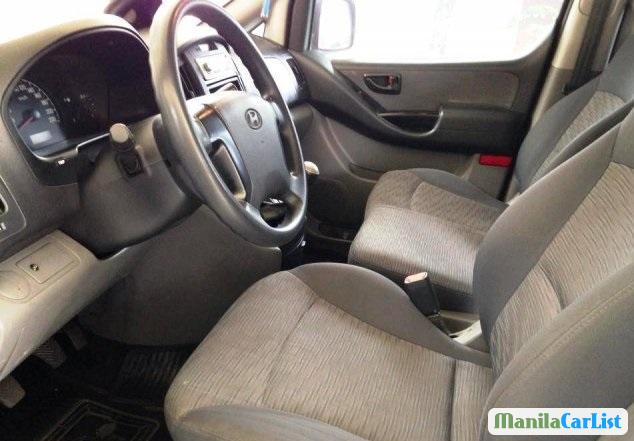 Hyundai Grand Starex 2009 - image 3