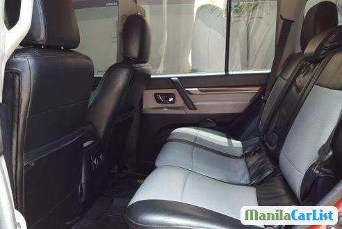 Mitsubishi Pajero Manual 2007 - image 4