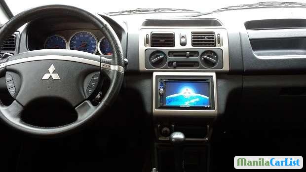 Mitsubishi Adventure Manual 2013 - image 3