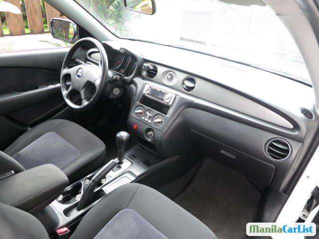 Mitsubishi Outlander 2004 - image 3