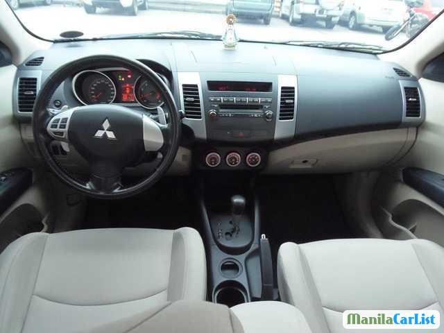 Mitsubishi Outlander Automatic 2008 in Metro Manila
