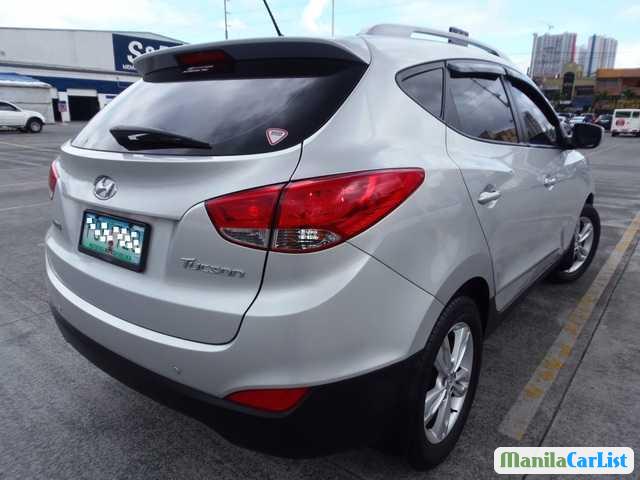 Hyundai tucson 2011 года