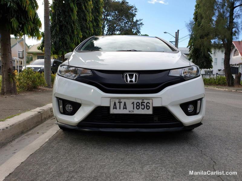 Pictures of Honda Jazz Automatic 2015