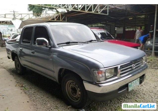 Picture of Toyota Hilux Manual 1999