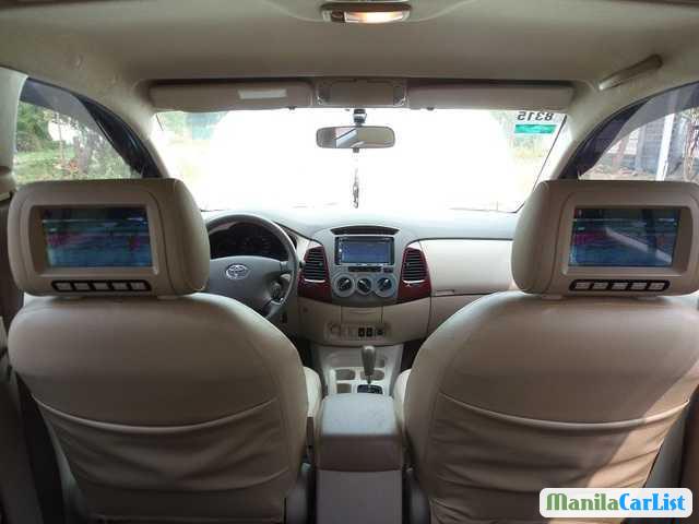 Toyota Innova Automatic 2005