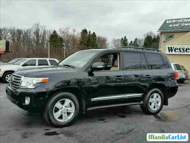 Pictures of Toyota Land Cruiser Automatic 2014