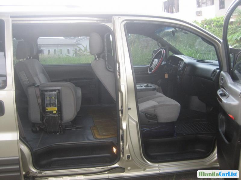 Hyundai Starex 2005 - image 4