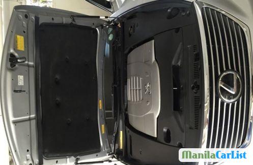 Lexus LS Automatic 2010 - image 9