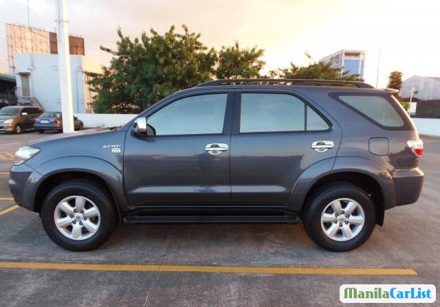 Toyota Fortuner Automatic 2009