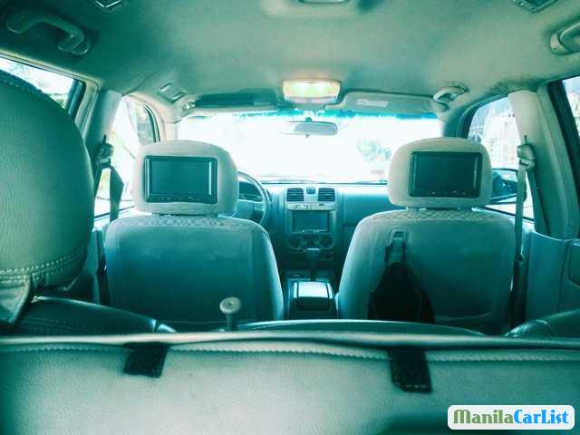Isuzu Automatic 2006 - image 2