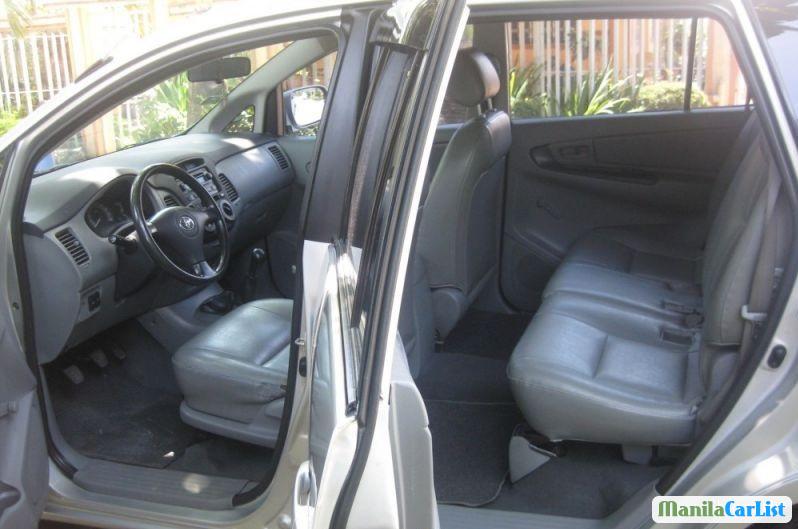 Picture of Toyota Innova Manual 2005