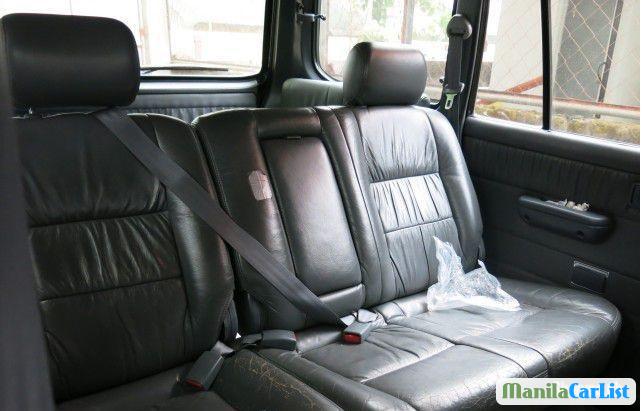 Toyota Revo 1999 - image 4